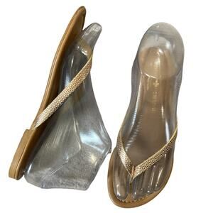 Leather Flip Flop Sandals size US 6 Thin Gold Strap Mercanti Fiorentini